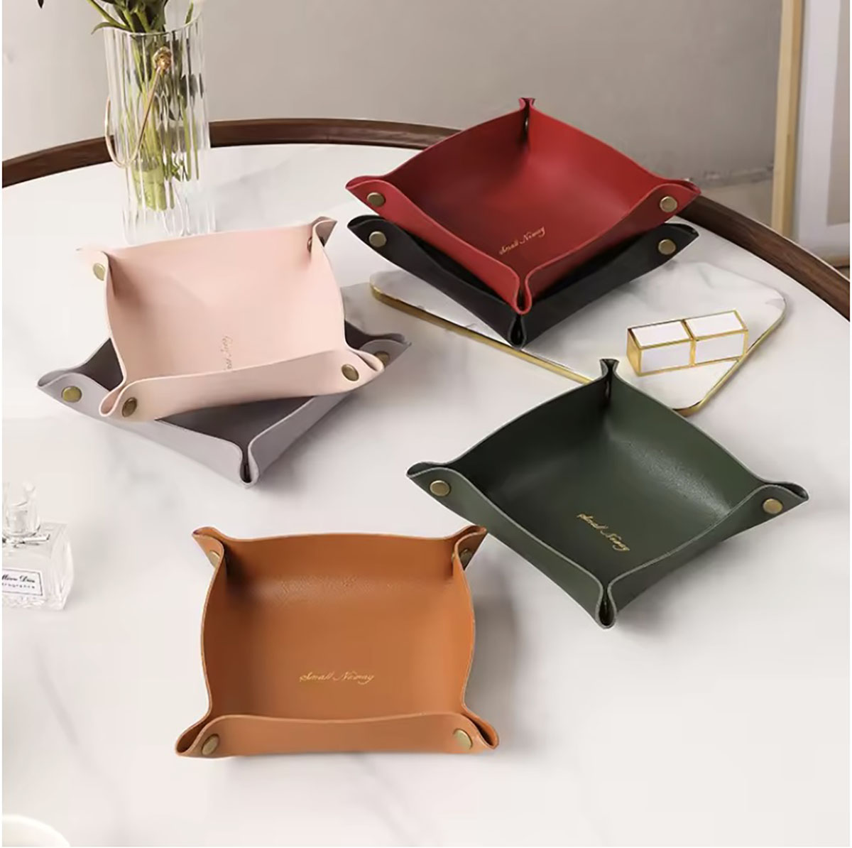 北欧スタイルの革収納トレイデスクトップオーガナイザーキージュ - Desk Organizer のレビューと価格